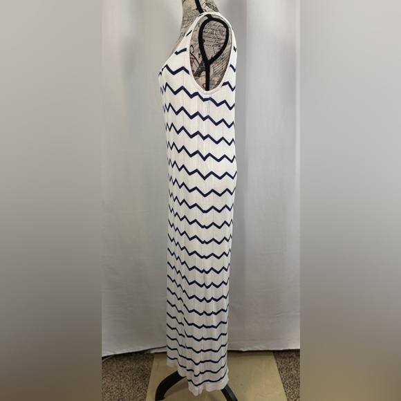 LOFT White + Navy Chevron Maxi Dress • Knit Sleeveless Summer Sundress • Size M - Picture 7 of 10